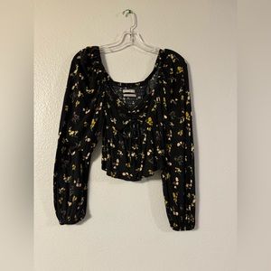 Urban Outfitters long sleeved top size S